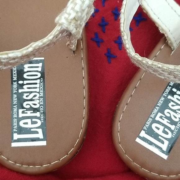 Artisanal Mexican Sandals - Picture 3 of 4